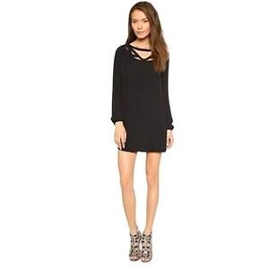 Diane von Furstenberg Black Long Sleeve Criss Cross Neck Shift Dress Size 4 NEW